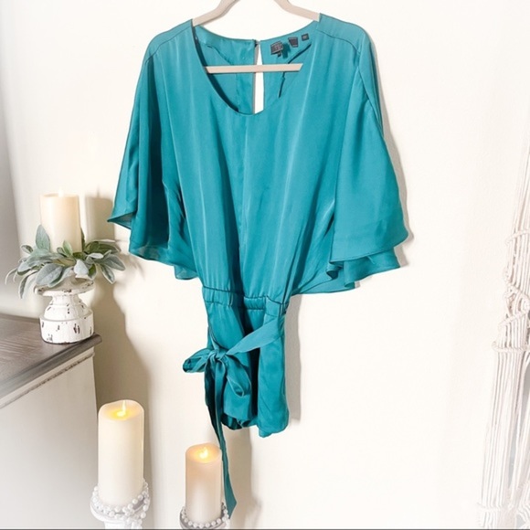 Guess Jade Green Butterfly Sleeves Romper - Picture 3 of 8
